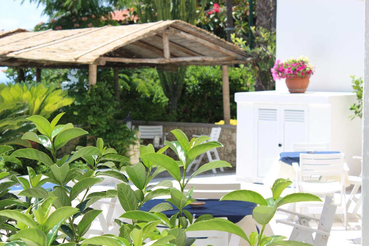 Hotel Villa Bina Sant'Angelo  Kültér fotó