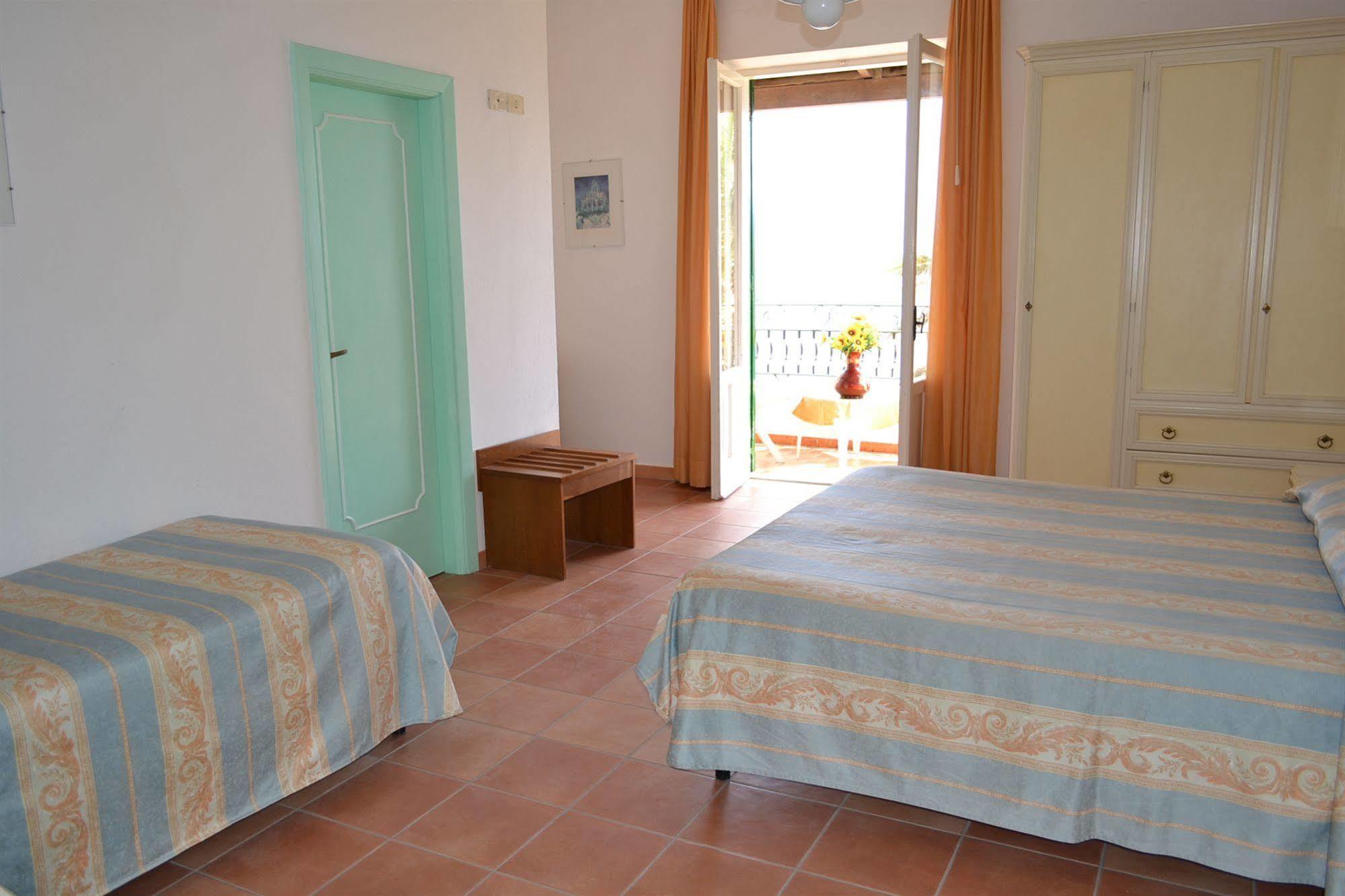 Hotel Villa Bina Sant'Angelo  Kültér fotó