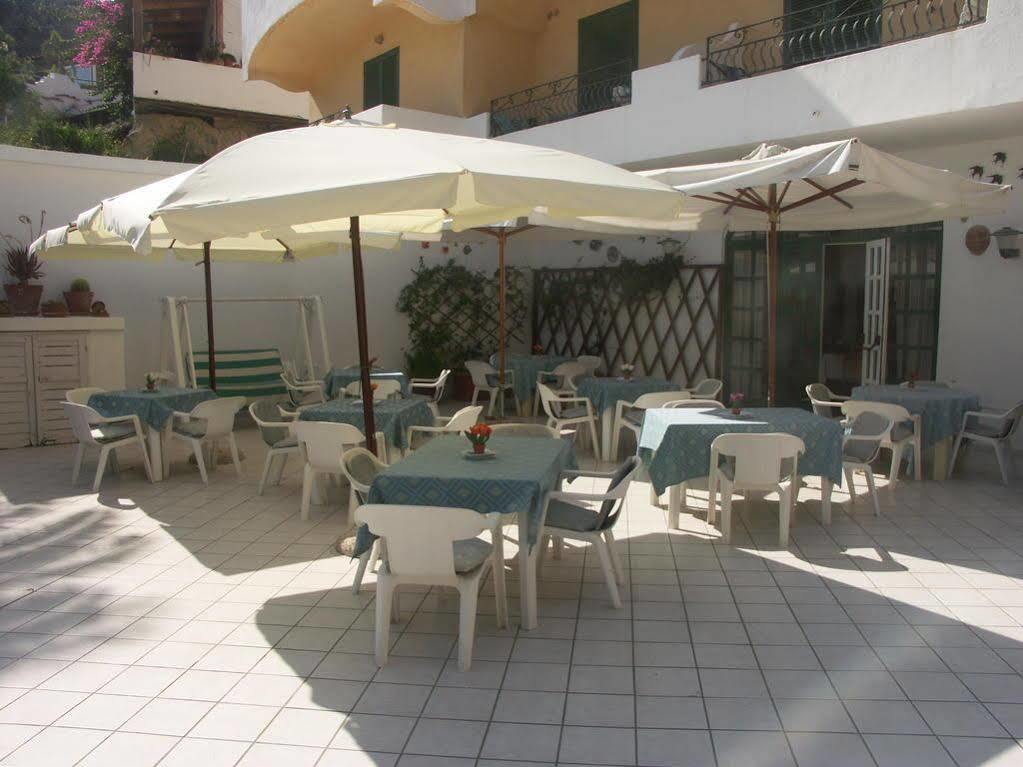 Hotel Villa Bina Sant'Angelo  Kültér fotó