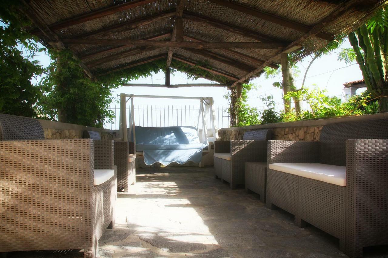 Hotel Villa Bina Sant'Angelo  Kültér fotó